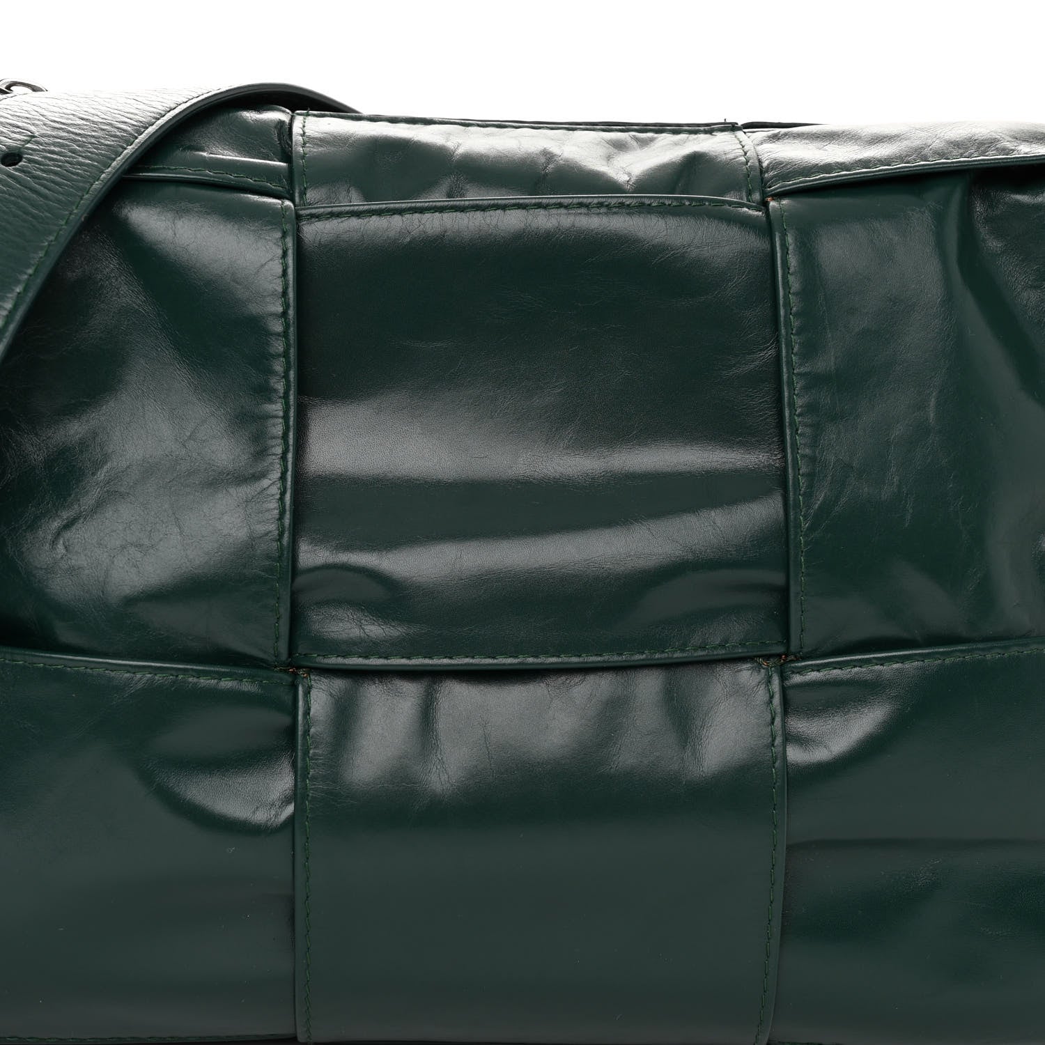Bottega Veneta Paper Calfskin Maxi Intreccio Medium Arco Camera Bag Emerald Green 7 of 9