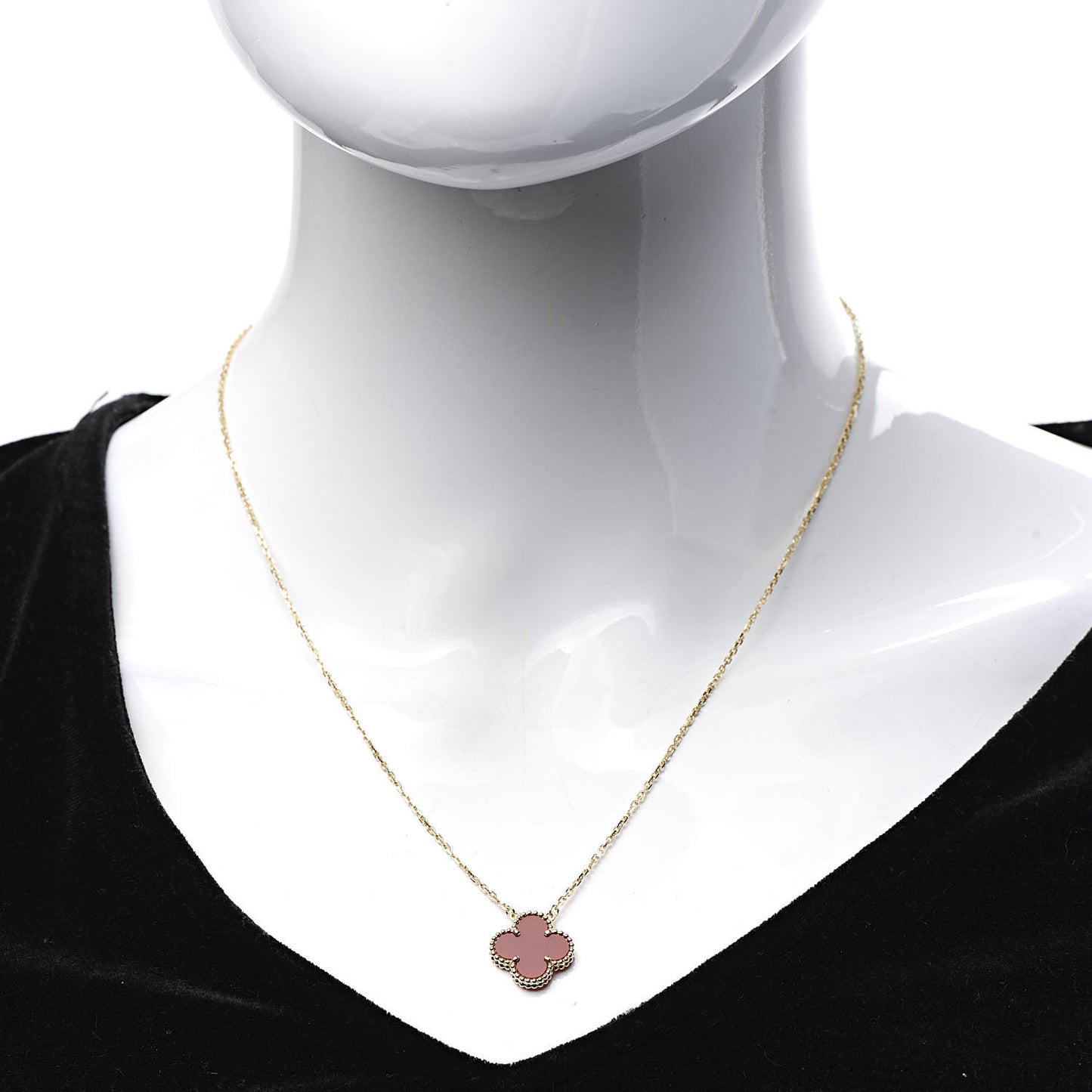 18K Yellow Gold Carnelian Vintage Alhambra Pendant Necklace