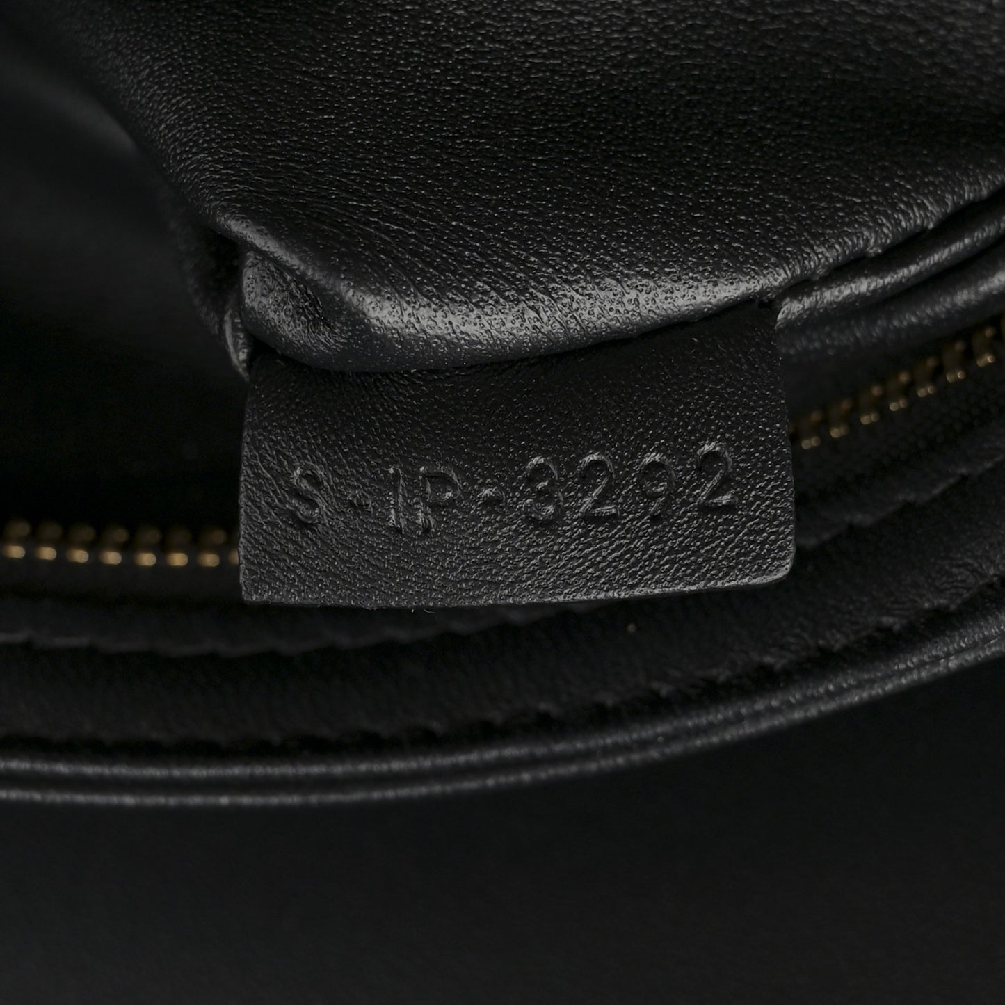 Shiny Calfskin Medium Triomphe Black