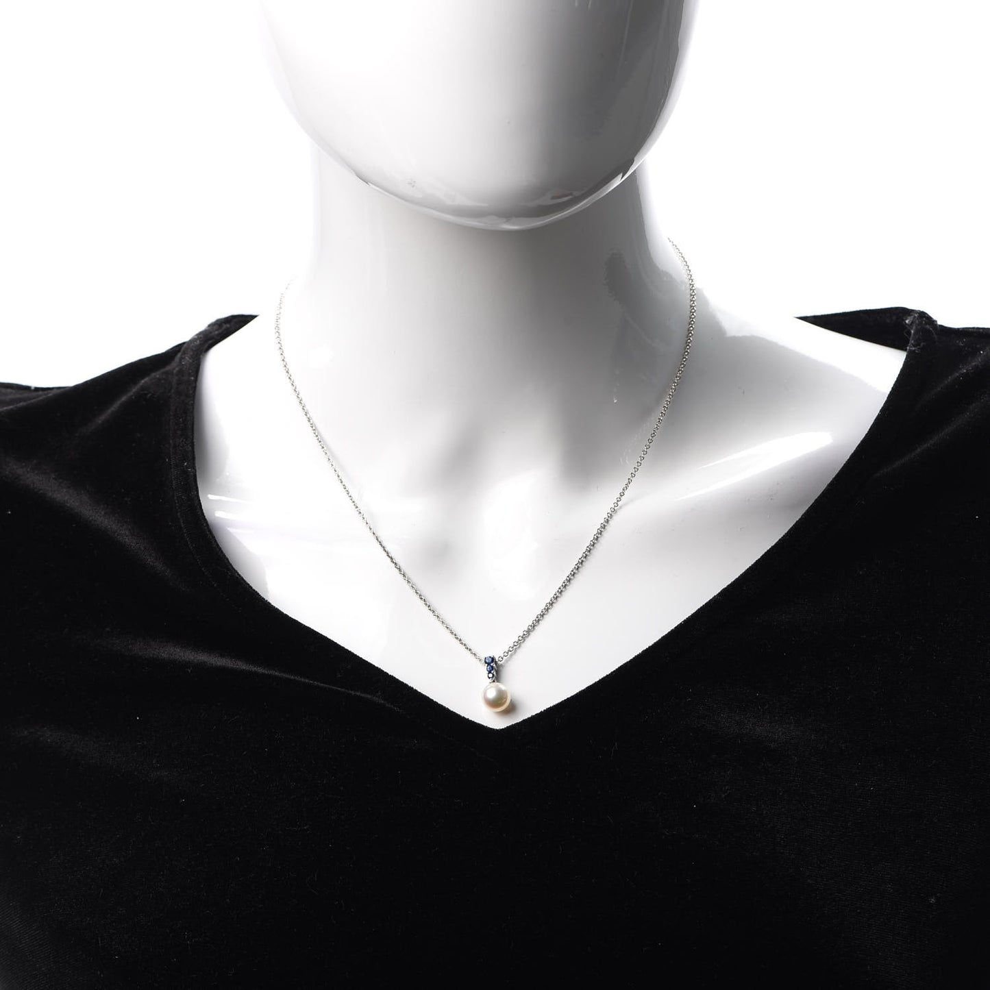 18K White Gold Blue Sapphire Akoya Pearl 8mm Morning Dew Pendant Necklace