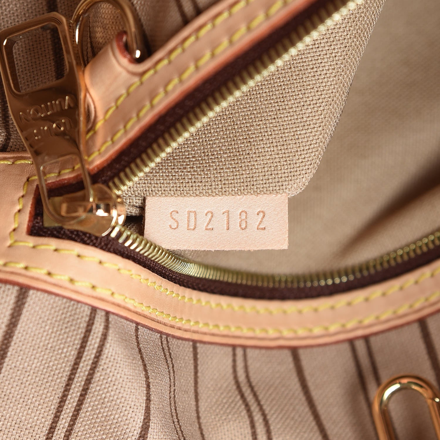 Louis Vuitton Monogram Delightful MM 8 of 13