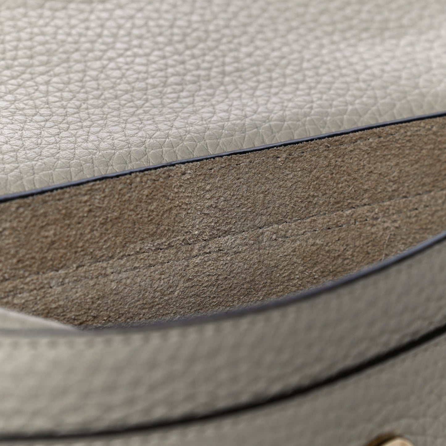 Heavy Grain Mini Alexa Chalk
