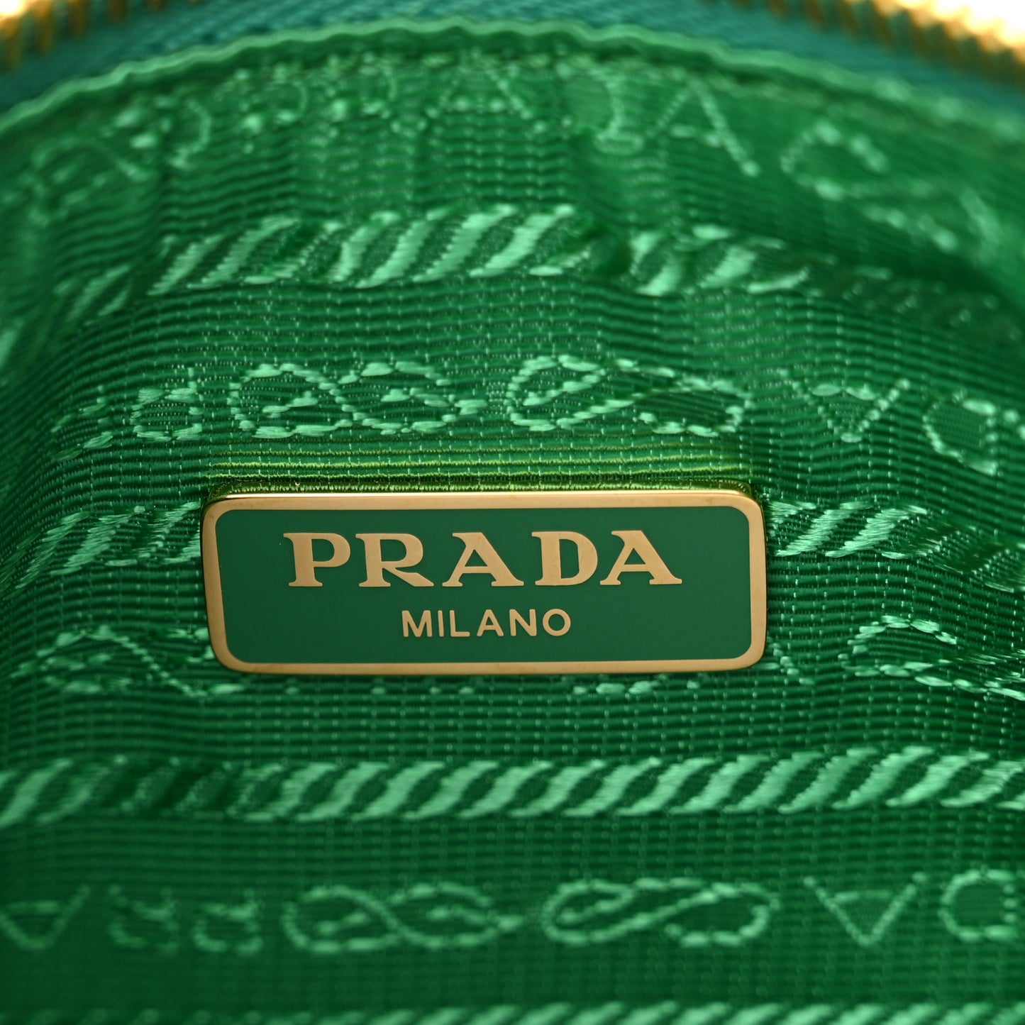 Saffiano Lux Re-Edition 2005 Shoulder Bag Mango