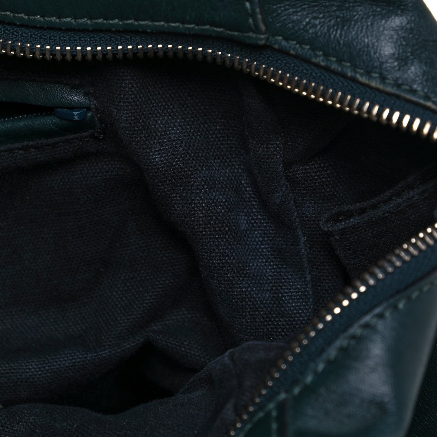 Pebbled Calfskin Large Skull Padlock Zip Around Tote Dark Green