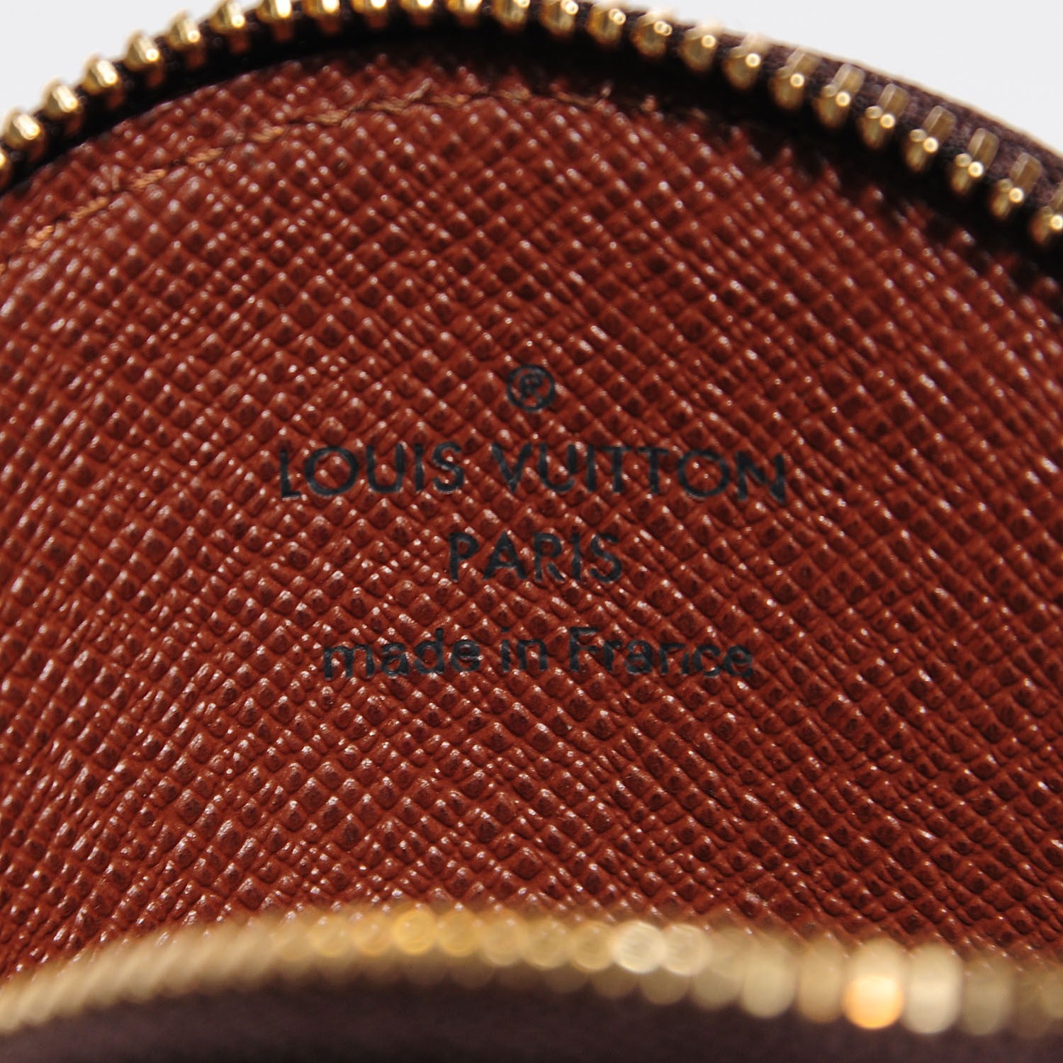 Louis Vuitton Monogram Round Coin Purse 6 of 7