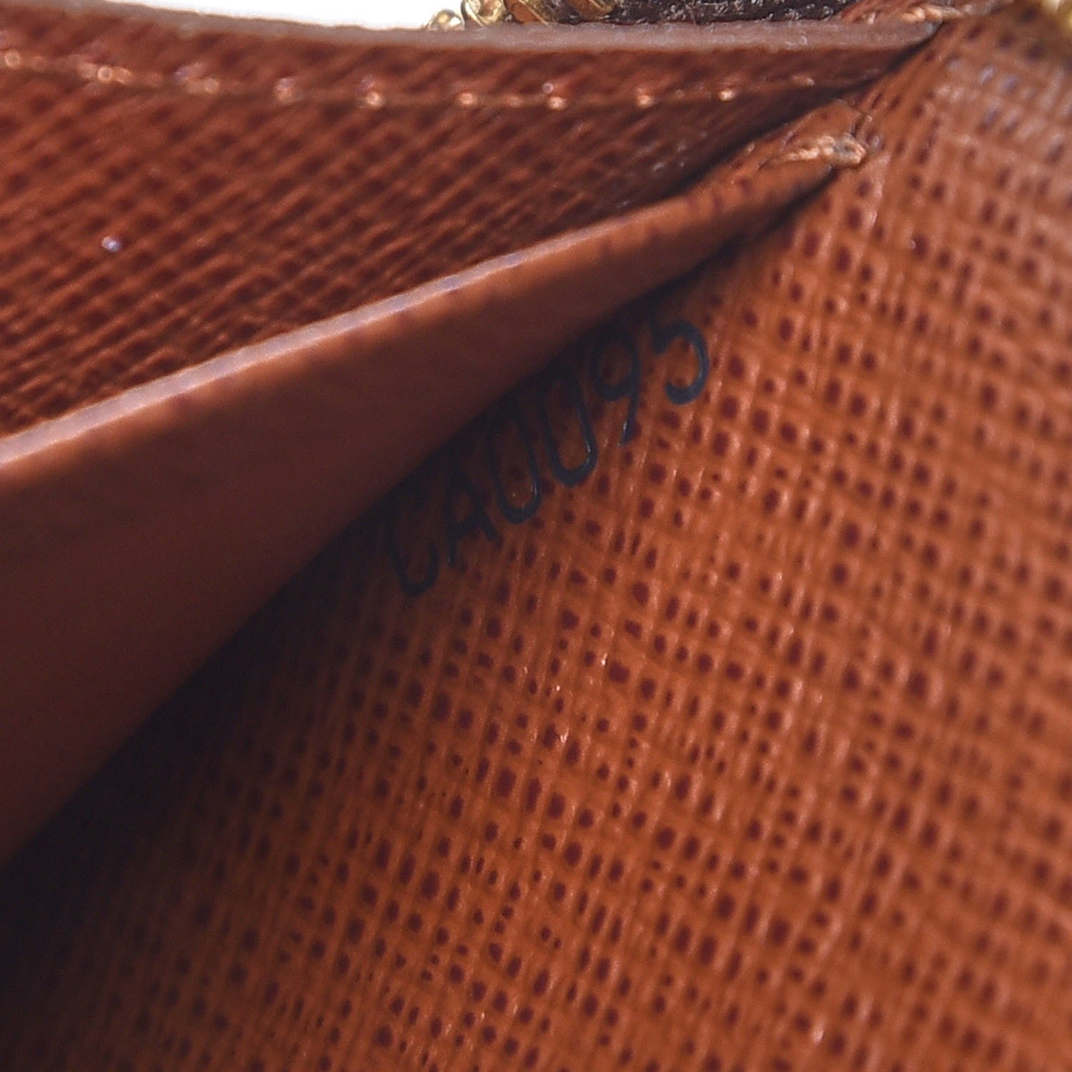 Louis Vuitton Monogram Porte-Monnaie Zippy Wallet 7 of 8
