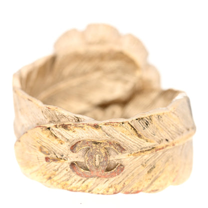 Chanel Pearl Crystal Leaf CC Ring 50 5.5 Gold Pearly White 3 of 4