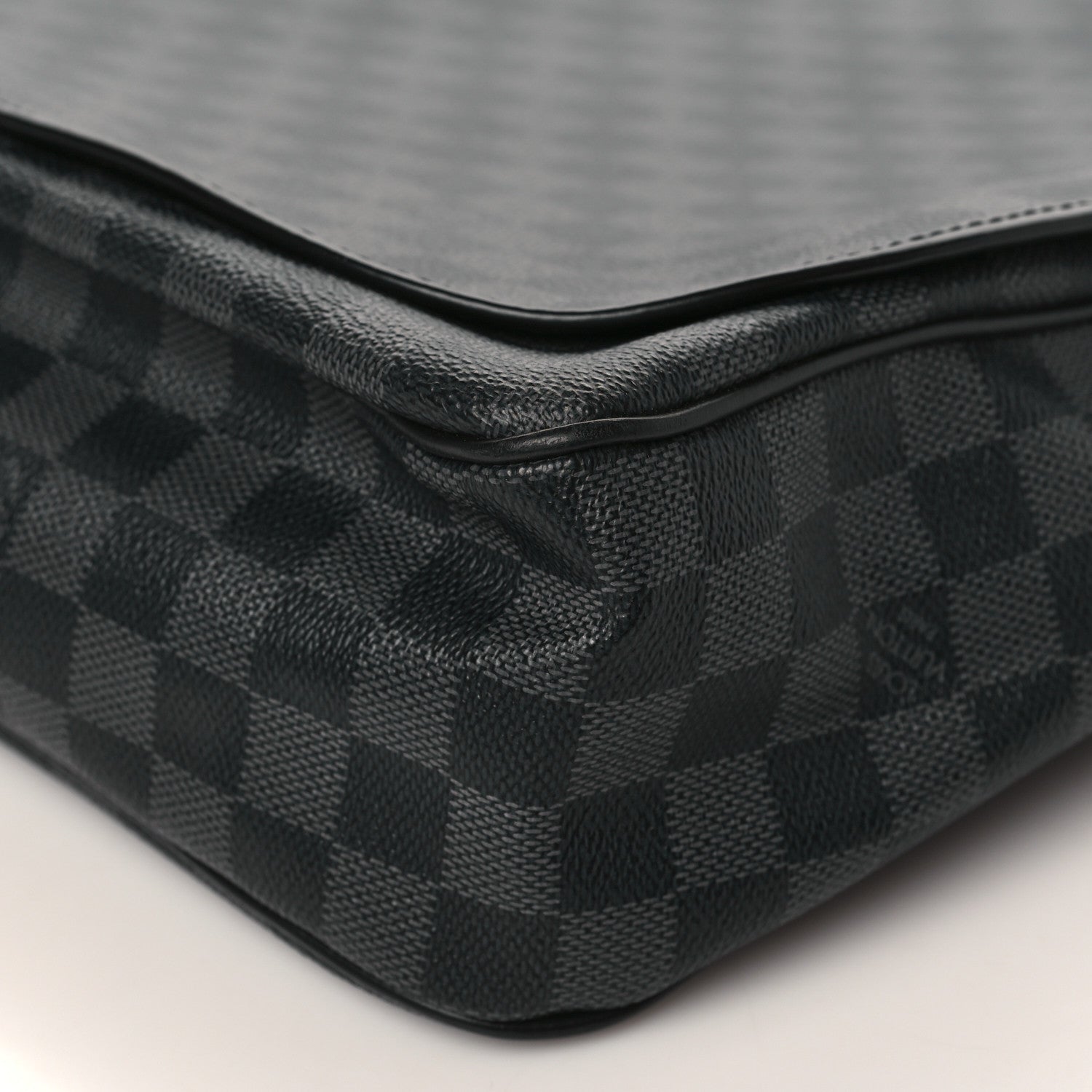 Louis Vuitton Damier Graphite Renzo 6 of 6