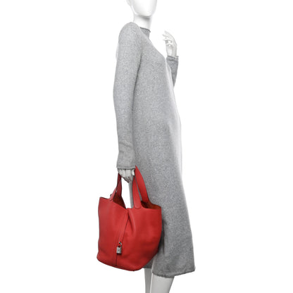 Hermes Taurillon Clemence Picotin Lock 26 GM Sanguine 2 of 13