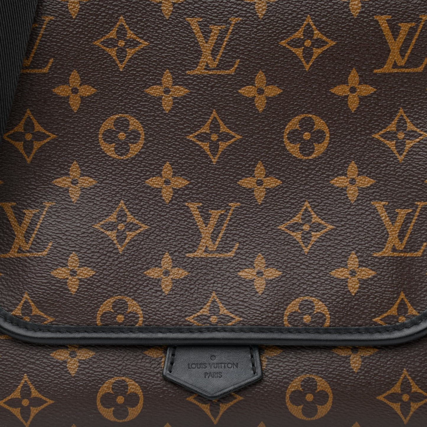 Monogram Macassar Magnetic Messenger
