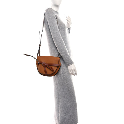 Loewe Grained Calfskin Gate Crossbody Bag Caramel Pecan 2 of 9