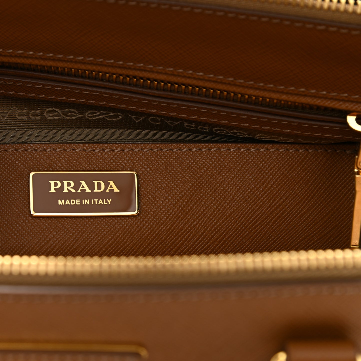 Saffiano Lux Large Galleria Double Zip Tote Caramel