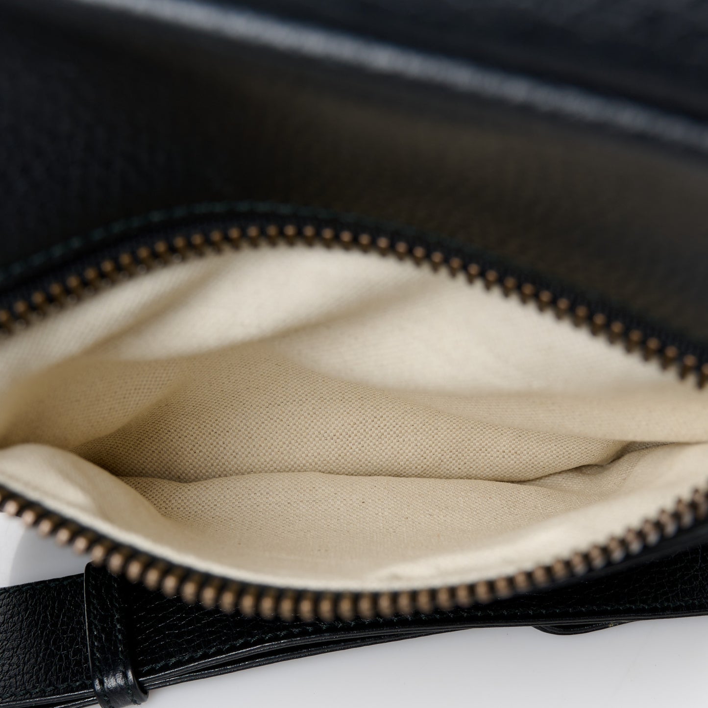 Grained Calfskin Logo Messenger Bag Black