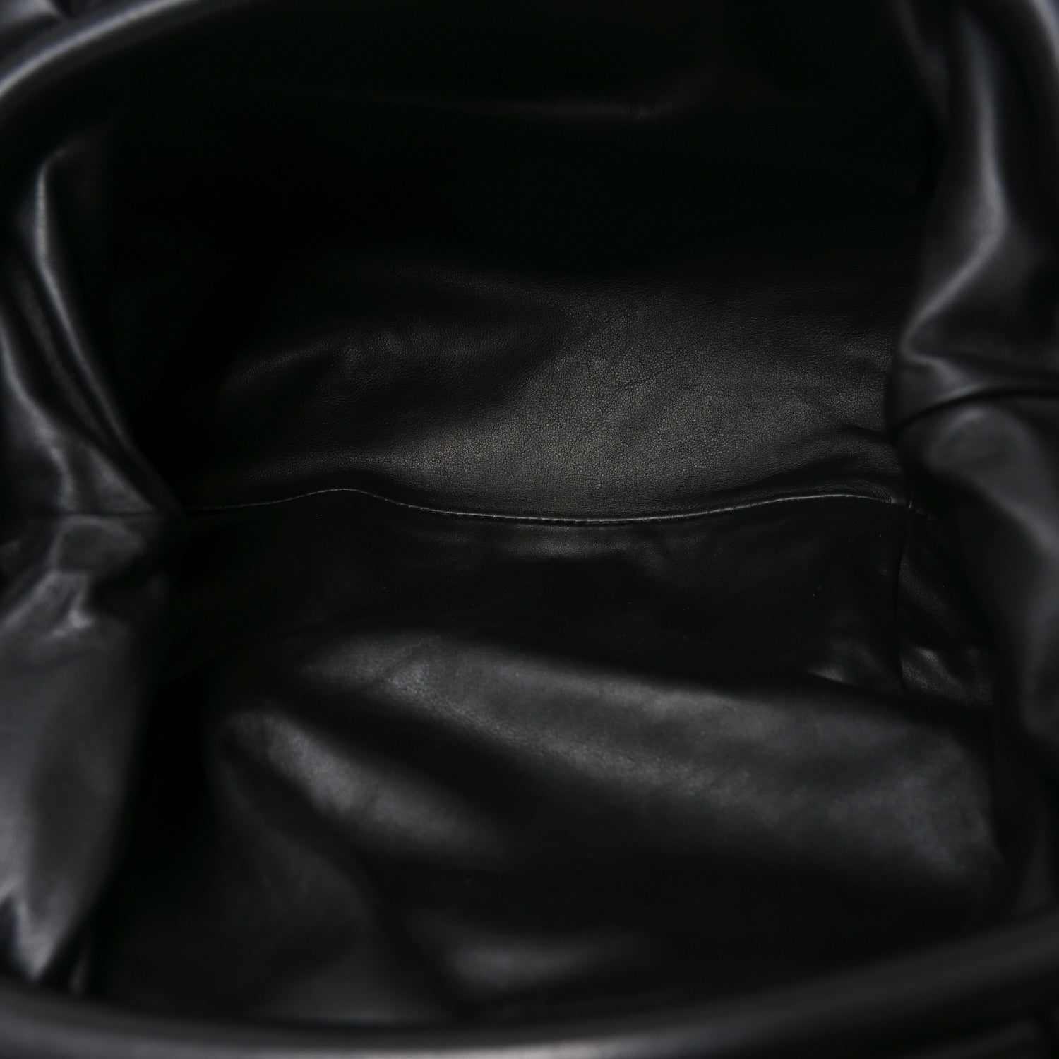 Bottega Veneta Smooth Butter Calf The Pouch Oversized Clutch Black 5 of 11