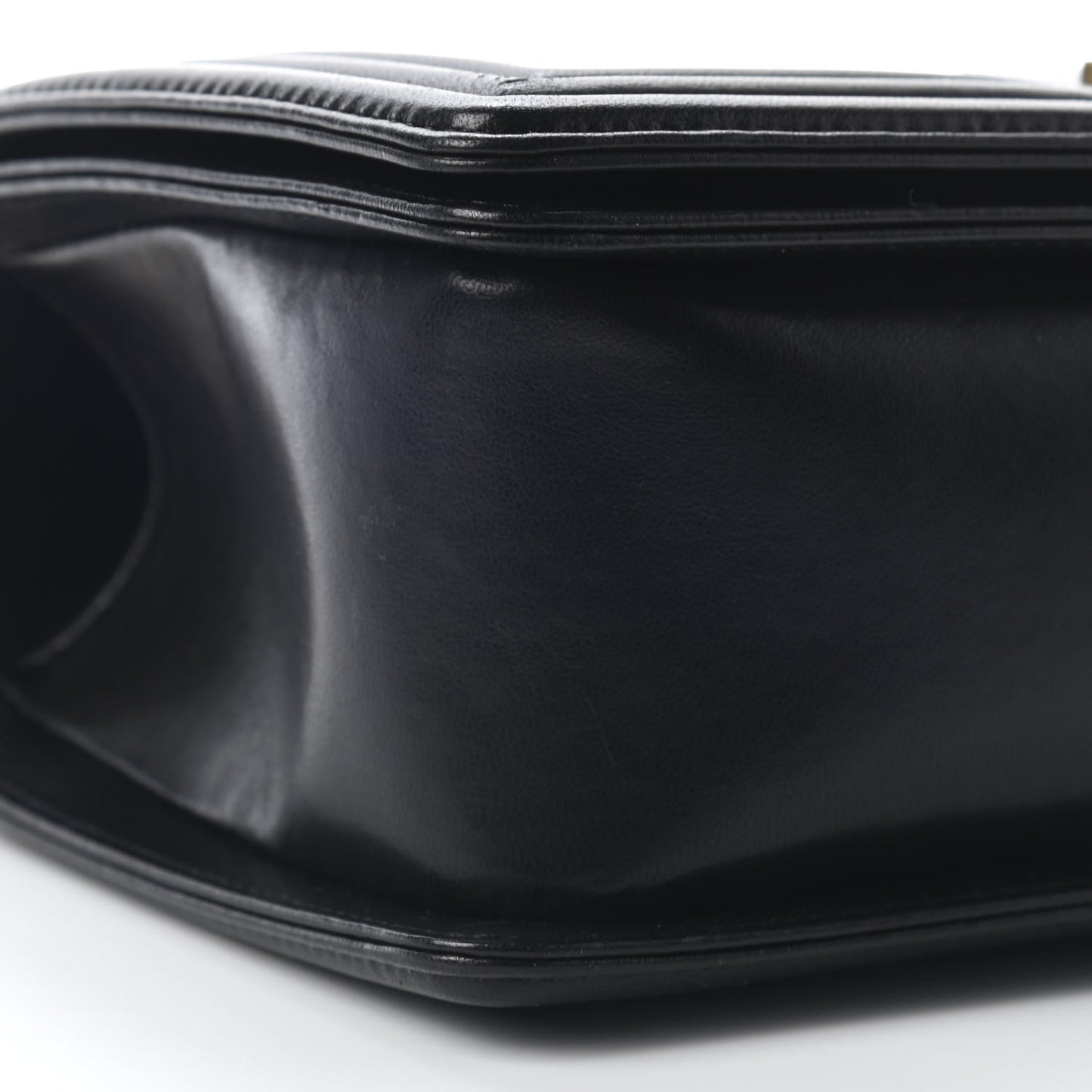 Lambskin Quilted Medium Boy Flap Black