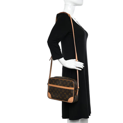 Louis Vuitton LOUIS VUITTON Monogram Trocadero 27 2 of 10