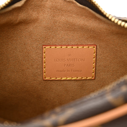 Louis Vuitton Monogram Loop 6 of 9