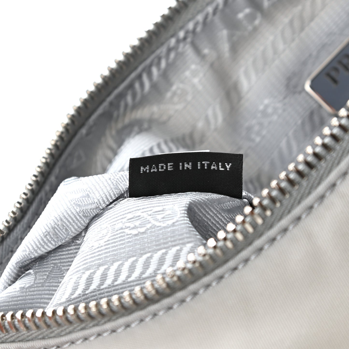 Re-Nylon Saffiano Re-Edition 2005 Shoulder Bag Fiordaliso