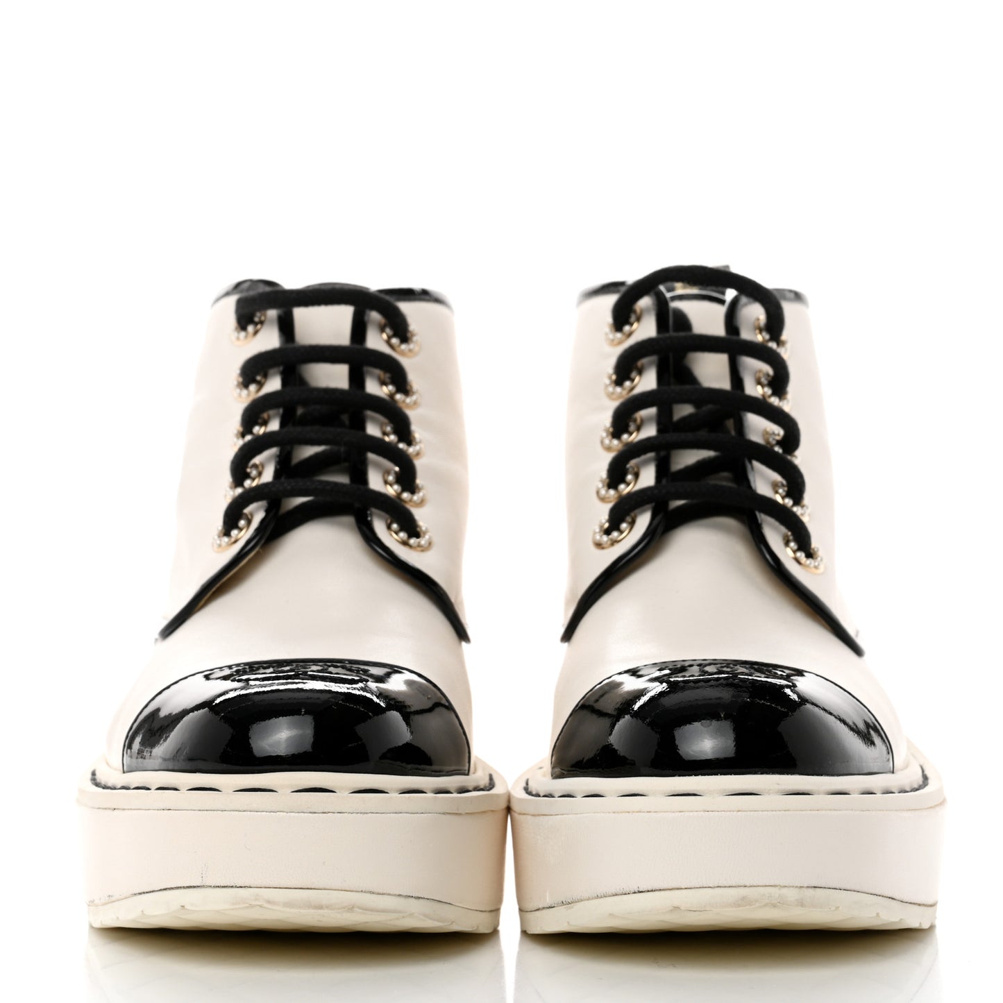 Lambskin Patent CC Cap Toe Pearl Short Boots 36.5 White Black