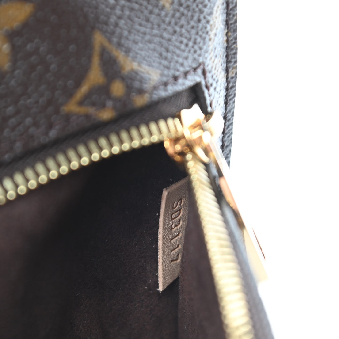 Monogram Pochette Metis