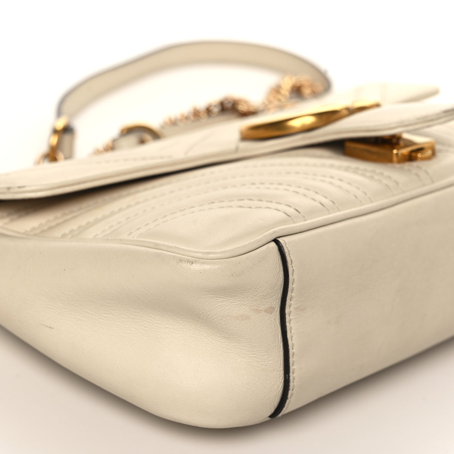 Calfskin Matelasse Small GG Marmont Shoulder Bag White