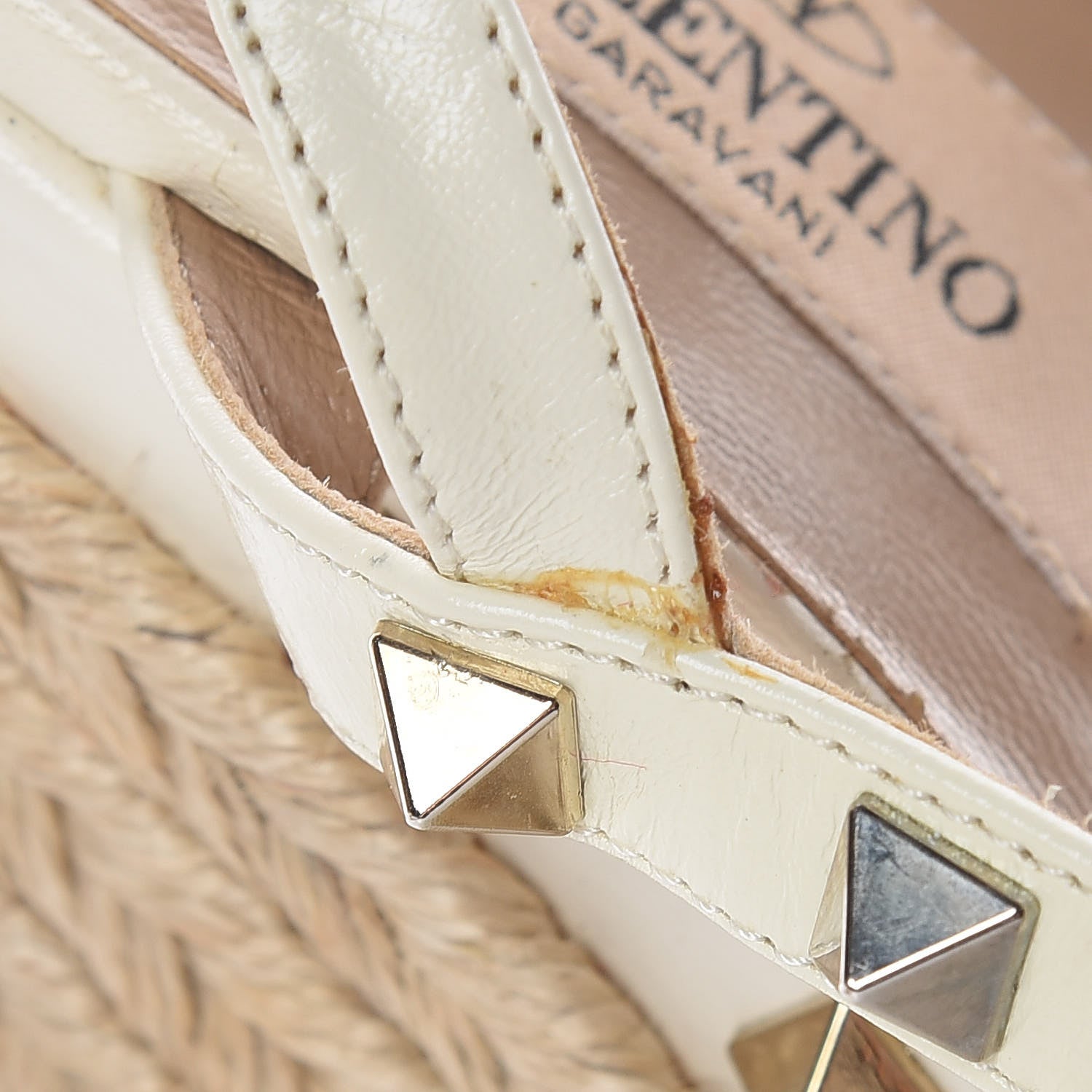 Valentino Garavani Raffia Calfskin Rockstud T-Strap Espadrille Wedge Sandals 36 White 11 of 12