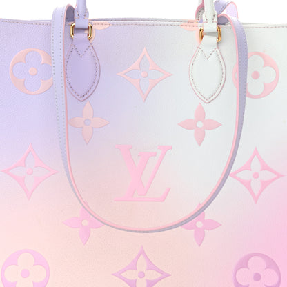 Louis Vuitton Monogram Giant Spring In The City Onthego GM Sunrise Pastel 7 of 12