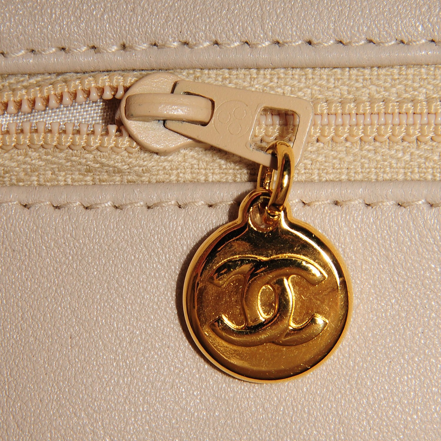 Chanel Lambskin Quilted Camera Case Beige Clair 7 of 9