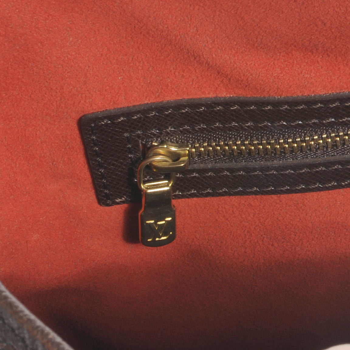 Louis Vuitton Damier Ebene Marais Bucket 23 7 of 9
