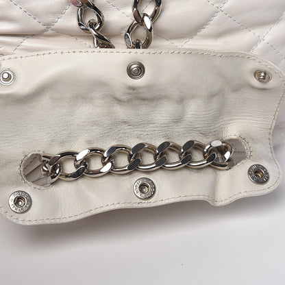 Burberry Calfskin Quilted Bucket Shoulder Bag White 17 of 20