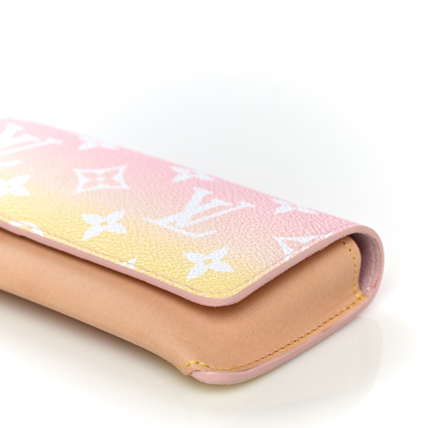 Monogram Giant By The Pool Woody Glasses Case Light Pink