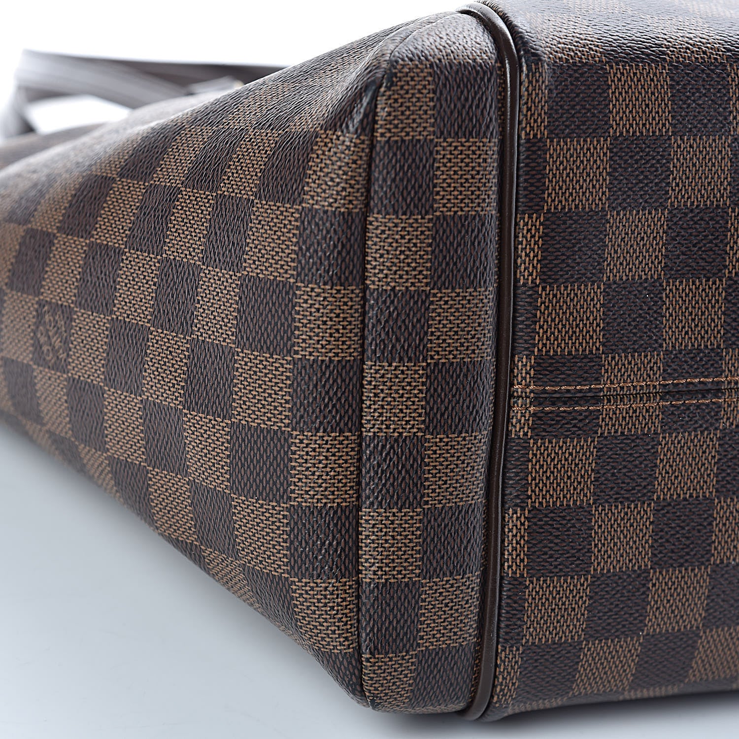 Louis Vuitton Damier Ebene Totally MM 13 of 15