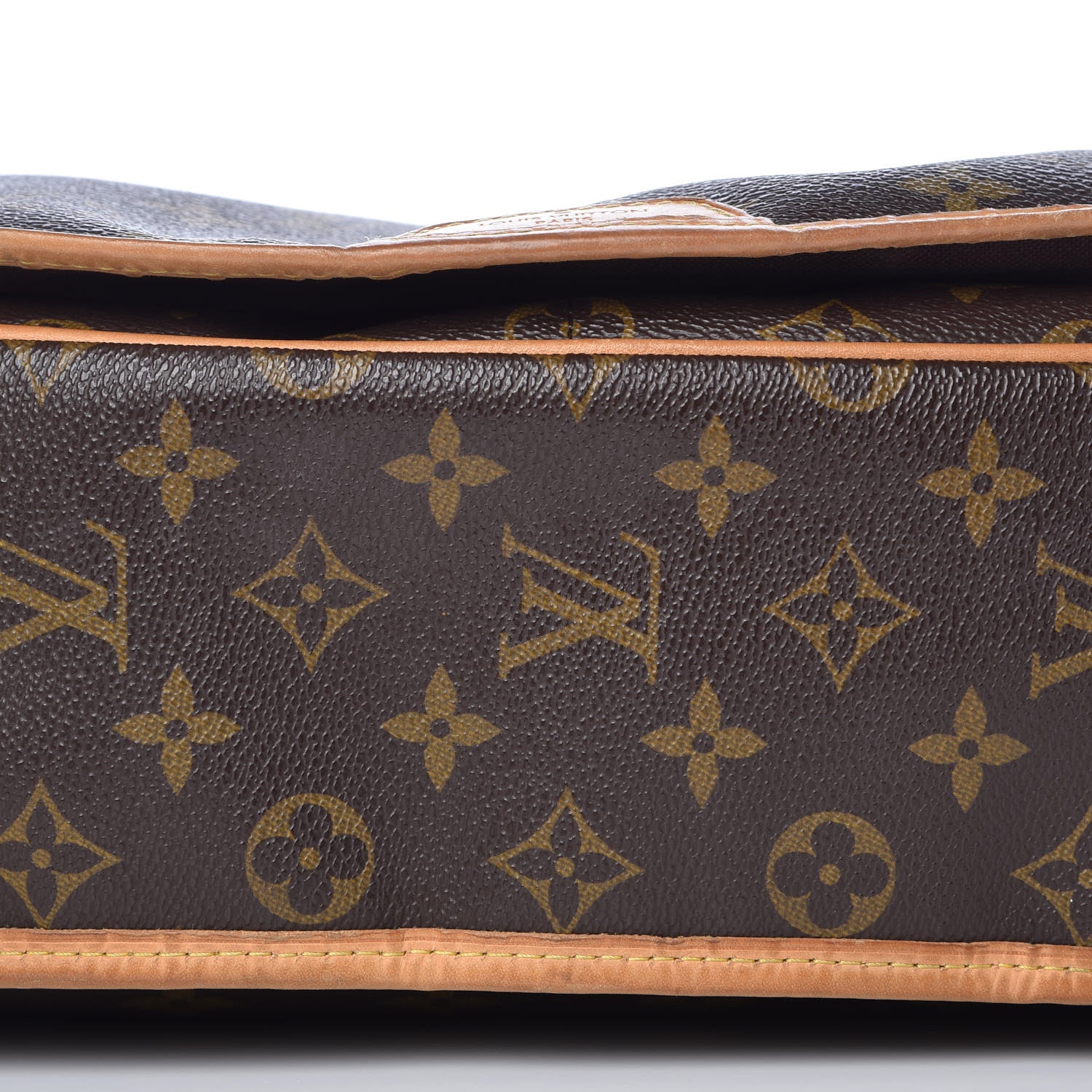 Louis Vuitton Monogram Menilmontant MM 10 of 18