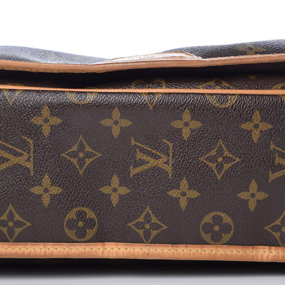 Louis Vuitton Monogram Menilmontant MM 10 of 18