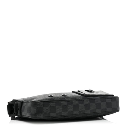 Louis Vuitton Damier Graphite Alpha Messenger Bag 4 of 14