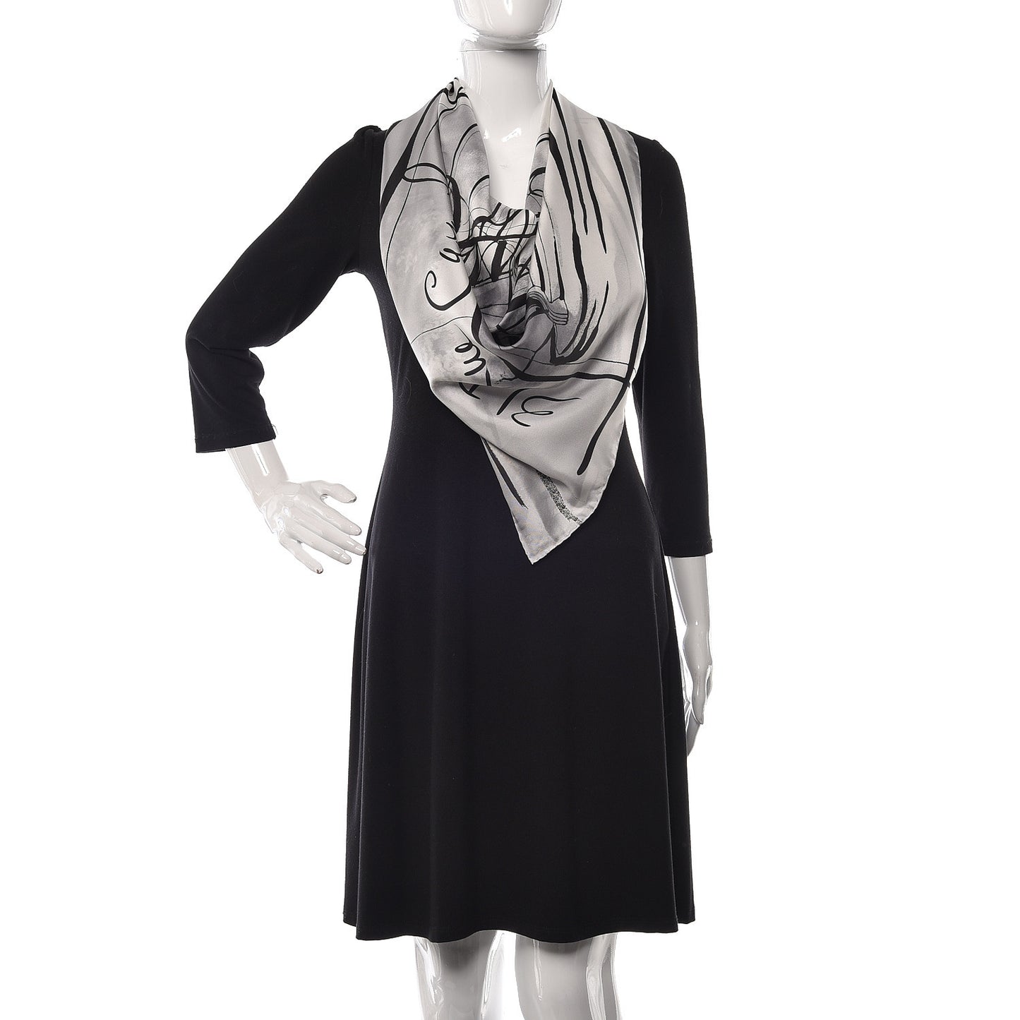 Silk 31 Rue Cambon Scarf Black White