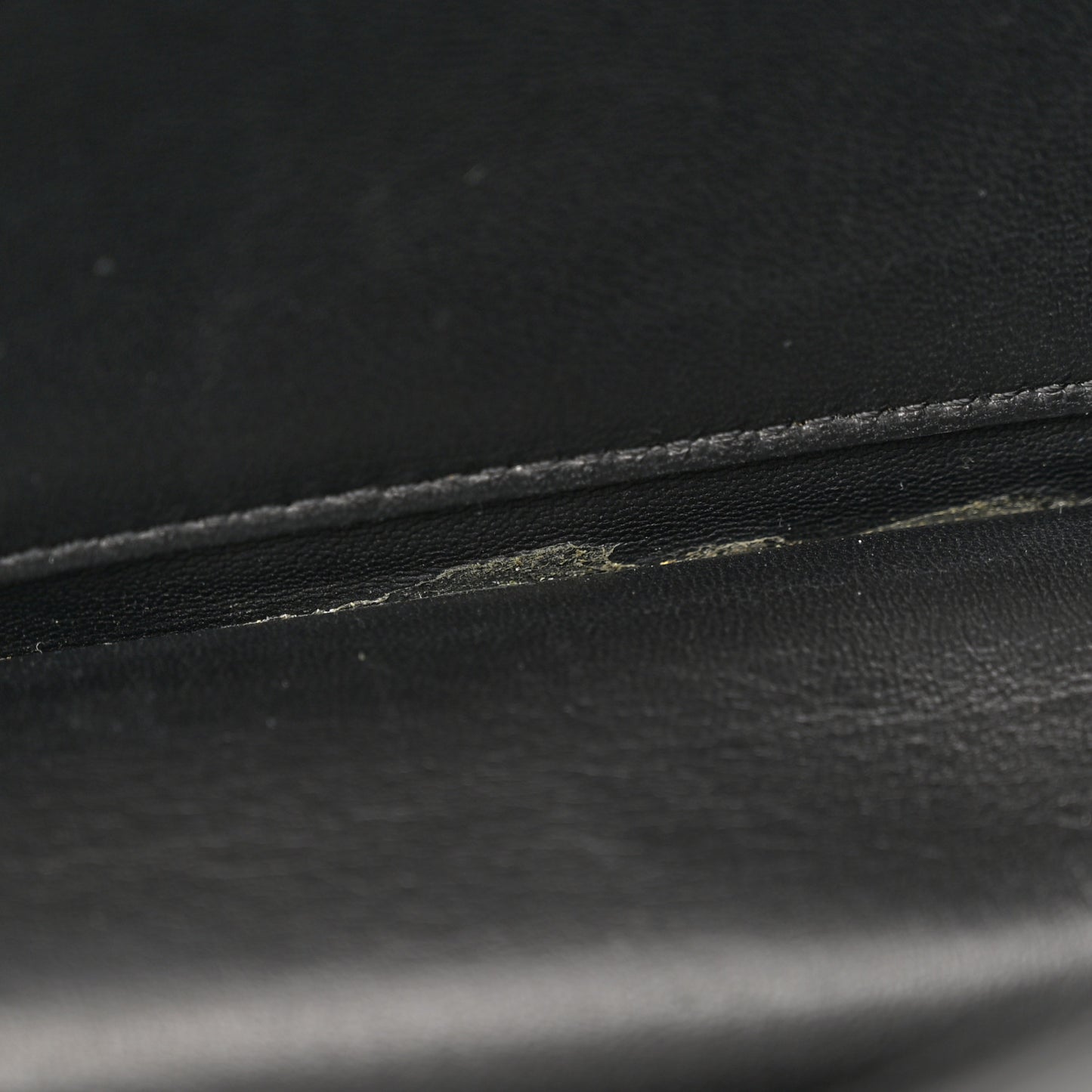 Calfskin Vlogo Loco Crossbody Bag Black