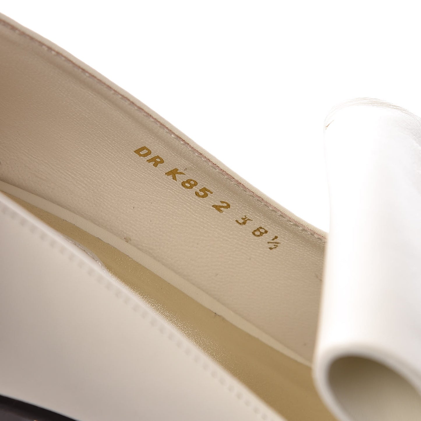 Calfskin Rockstud Uptown Fringe Loafer 90 Pumps 38.5 Light Ivory