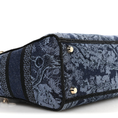 Christian Dior Canvas Toile De Jouy Reverse Embroidered Medium Lady D-Lite Navy Blue 9 of 11