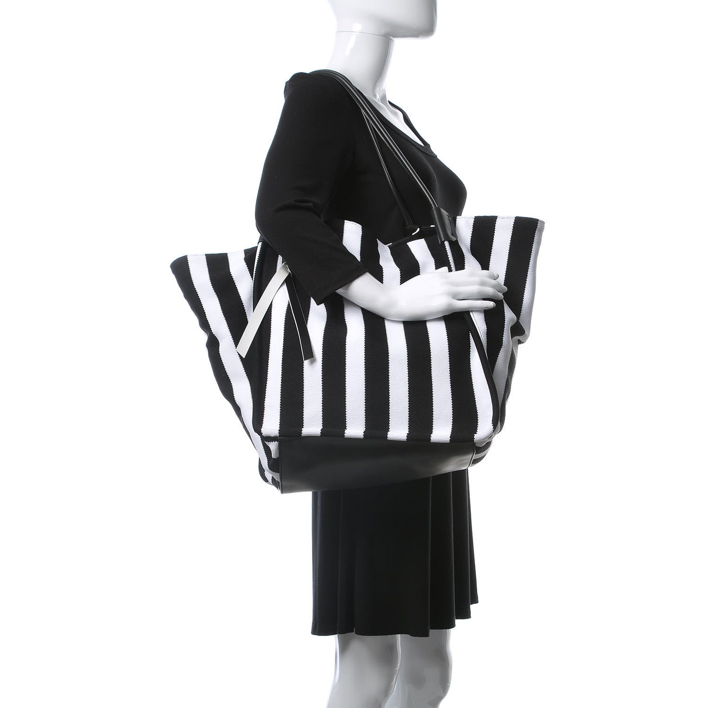 Knit Extra Large Tote Black Ecru
