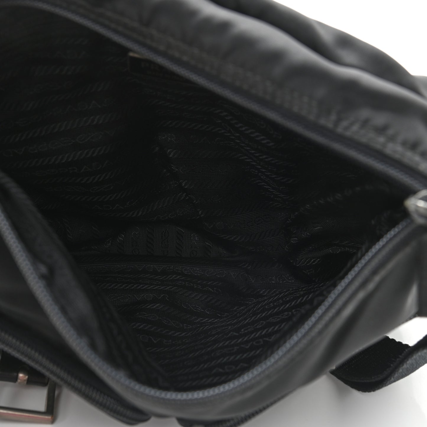 Nylon Vela Messenger Bag Black