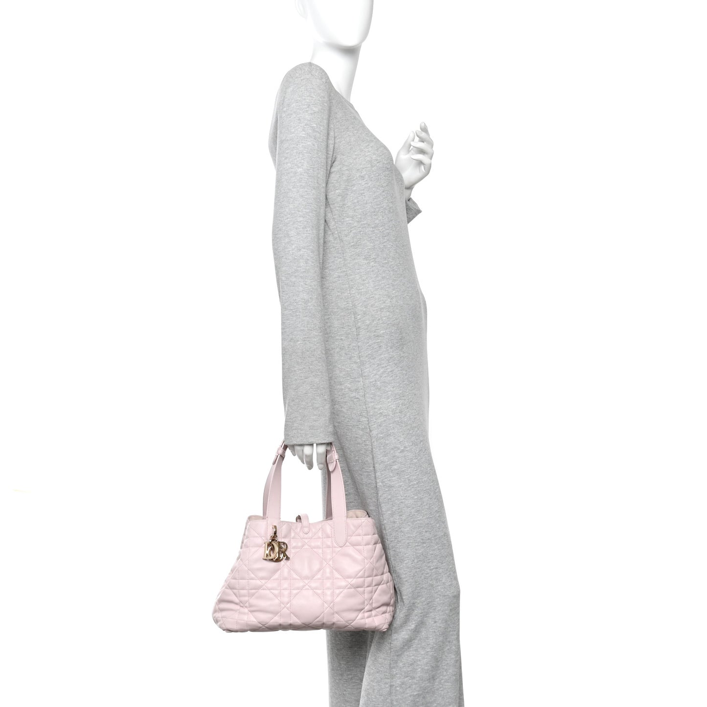 Calfskin Macrocannage Medium Toujours Powder Pink
