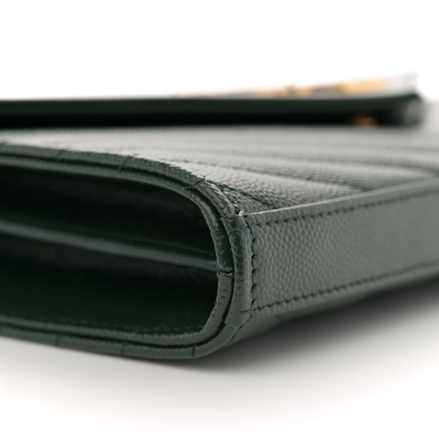 Saint Laurent Grain De Poudre Matelasse Chevron Monogram Chain Wallet Vert Fonce 9 of 12