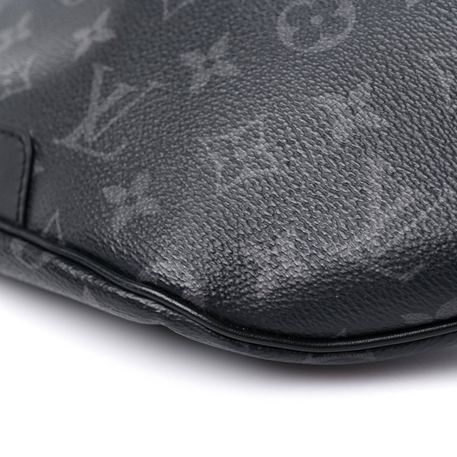 Louis Vuitton Monogram Eclipse Discovery Bumbag 8 of 10