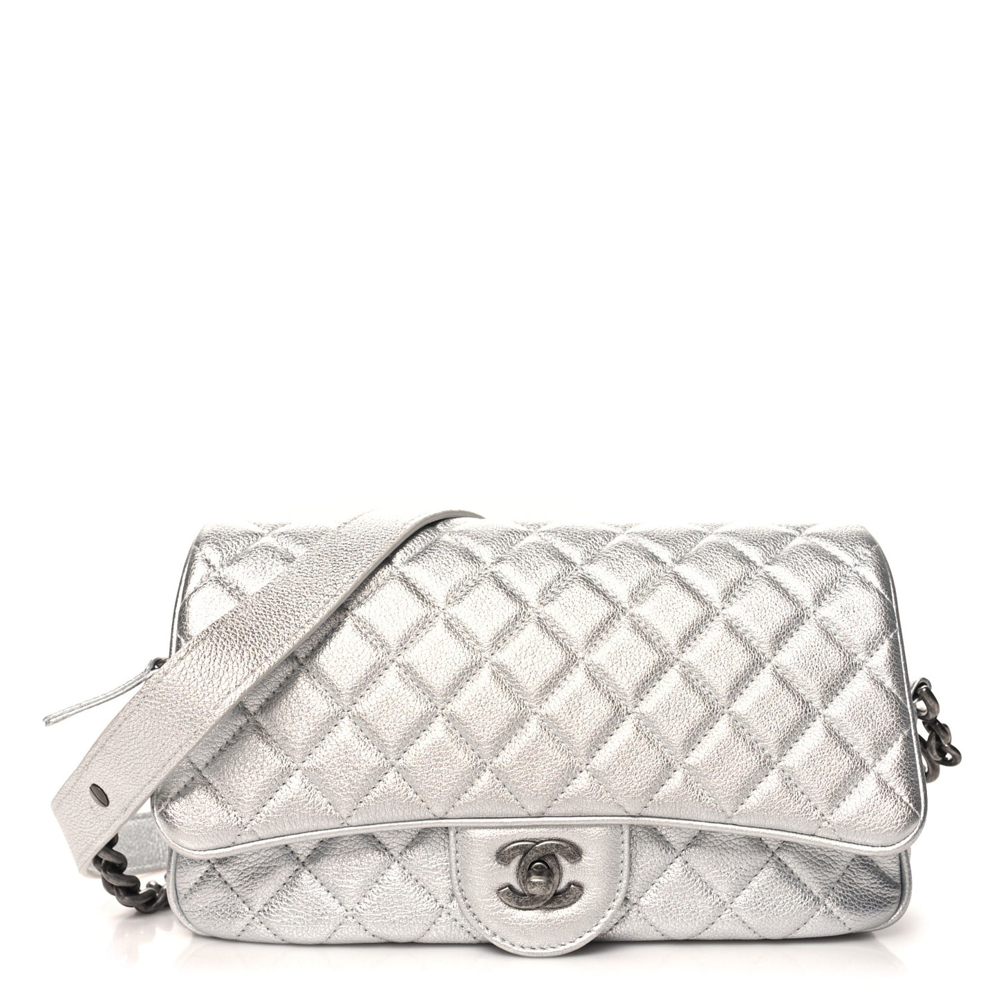 Metallic Calfskin Quilted Small Chain Detail Flap Silver