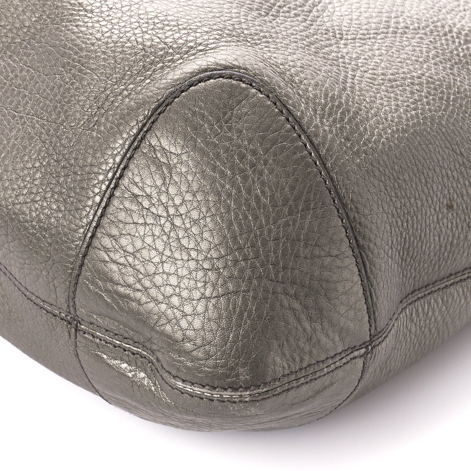 Gucci Metallic Pebbled Calfskin Medium Soho Chain Hobo Sasso 11 of 11