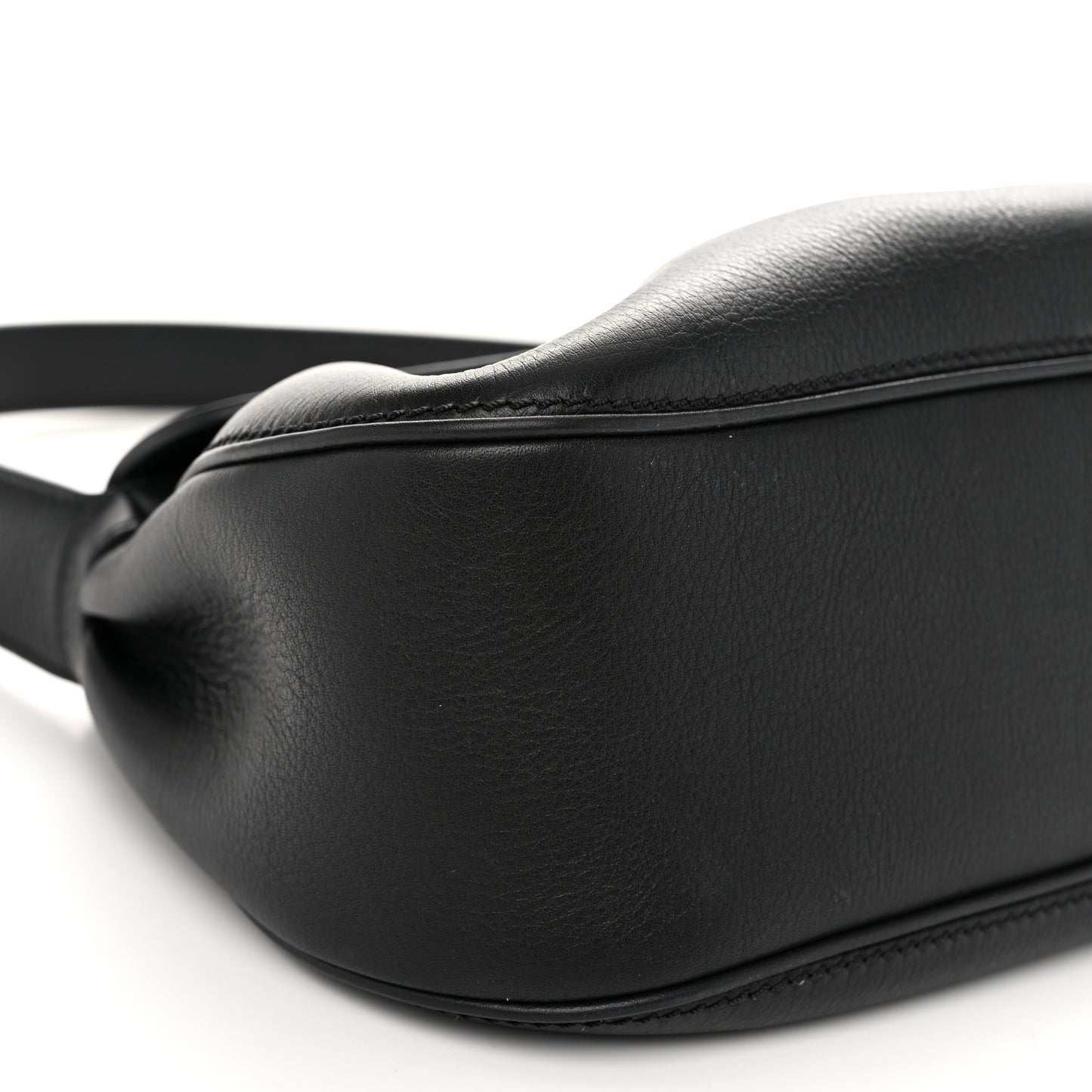 Supple Grained Calfskin Teen Polly Black