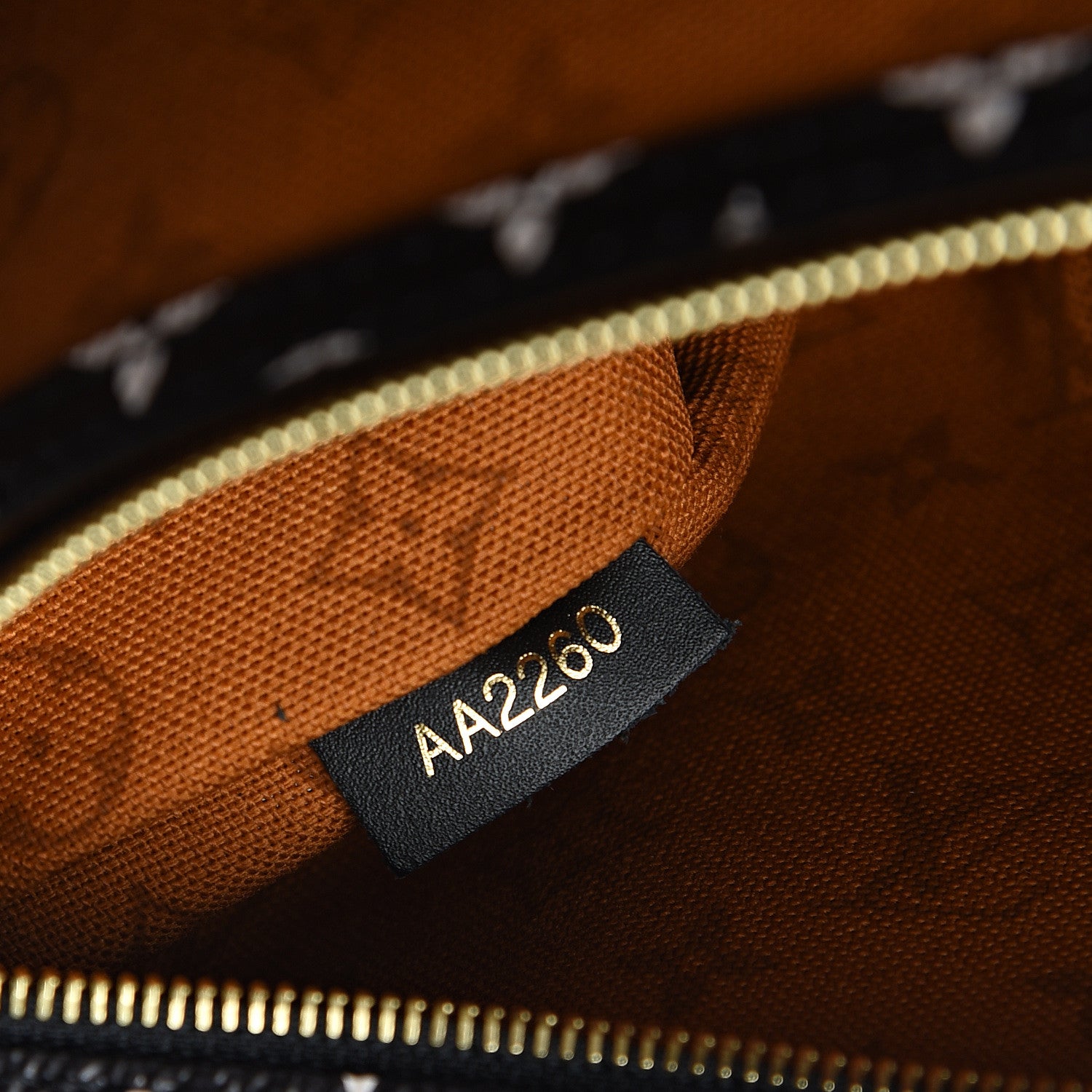 Louis Vuitton Monogram Giant Crafty Keepall Bandouliere 45 Creme Caramel Black 6 of 10