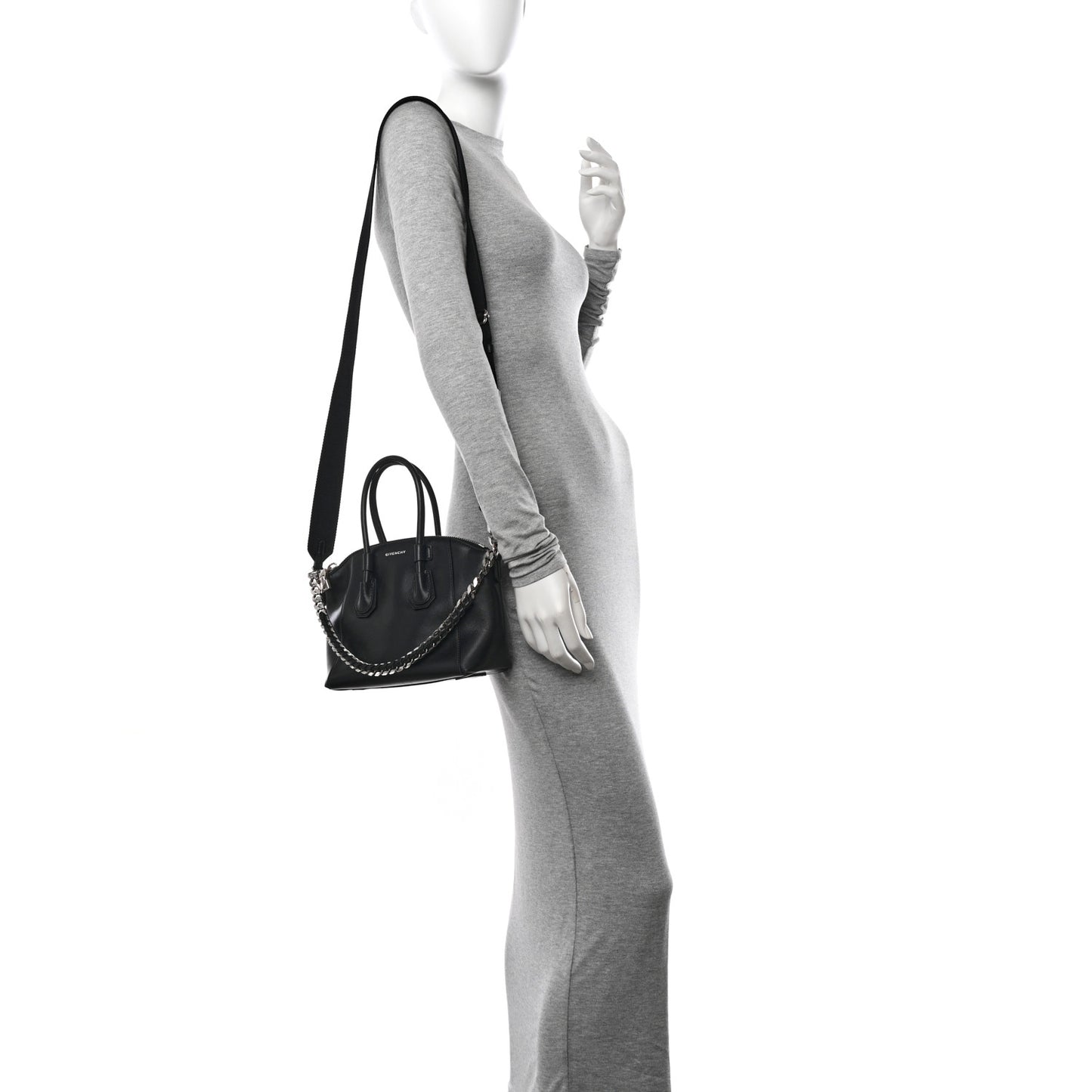 Shiny Lord Calfskin Mini Sport Antigona With Chain Black