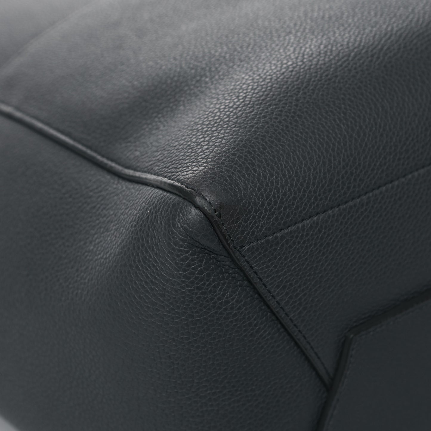 Soft Grained Calfskin Sangle Bucket Bag Kohl